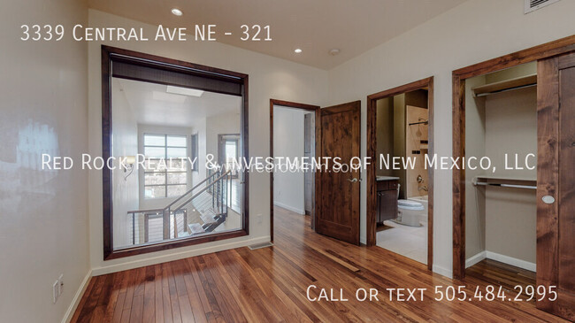 Building Photo - Amazing Loft Concept 2BR in Trendy Nob Hill!