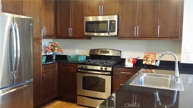 Building Photo - 1480 Scholarship-