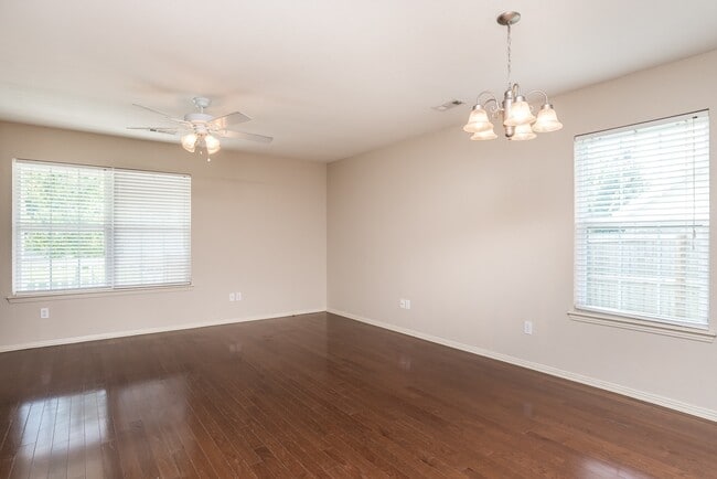 Building Photo - 4356 W Serviceberry Dr