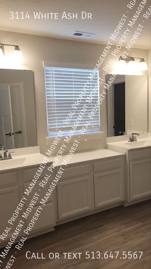 Building Photo - 3114 White Ash Dr