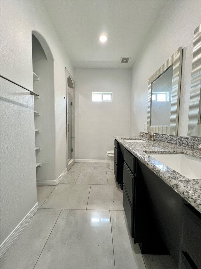 Building Photo - 8575 TX-105