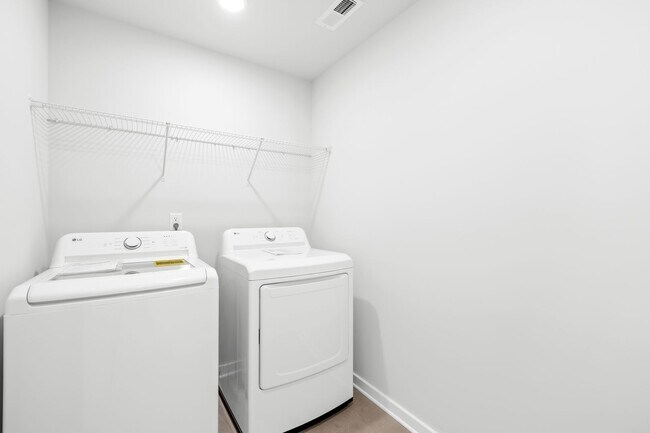 Building Photo - New Contruction 4BR/2.5BA Single Family Home in Blue Sky Meadows