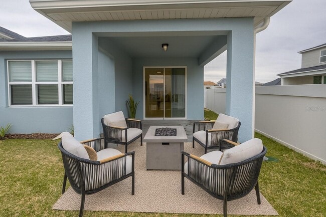 Building Photo - 7415 Olivewood Ave