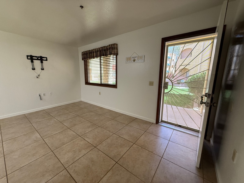 Building Photo - 12221 W Bell Rd