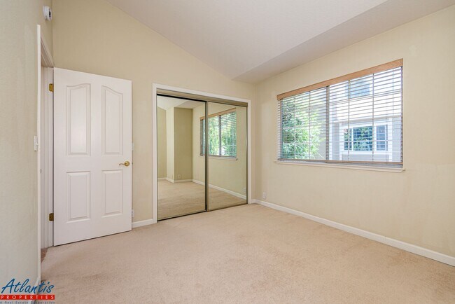 Building Photo - Lovely Willow Glen Home | Prime Location