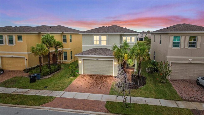 Building Photo - 1766 NW Cataluna Cir