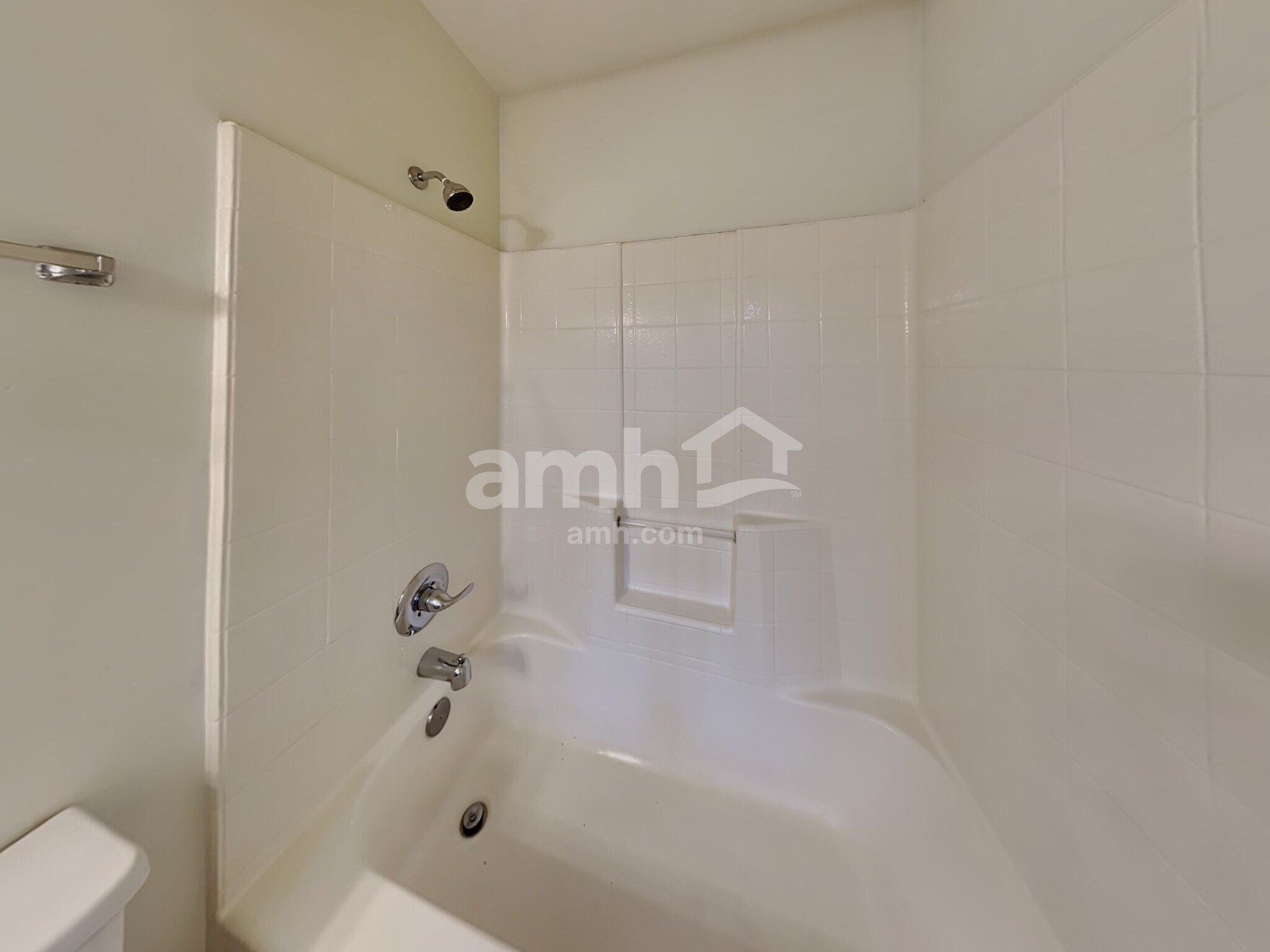 Building Photo - 307 Briarwood Ln