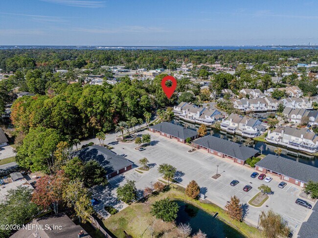 Building Photo - 9960 Moorings Dr