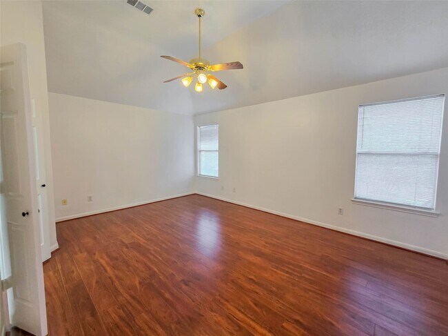 Building Photo - 12010 Essenbruk Dr