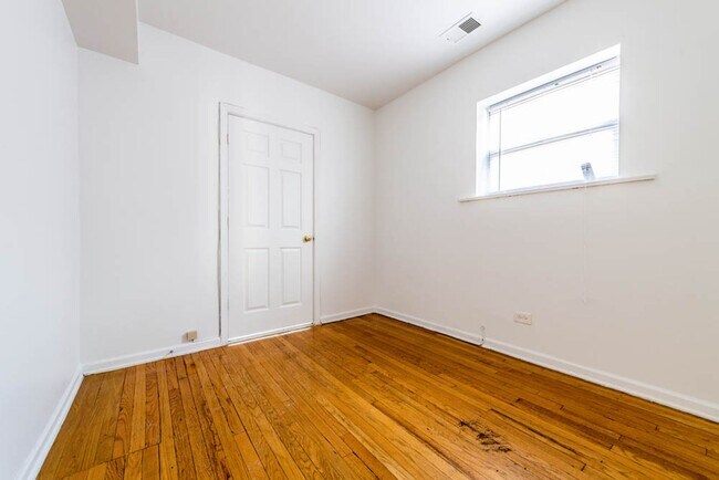 Building Photo - Pangea Apartments