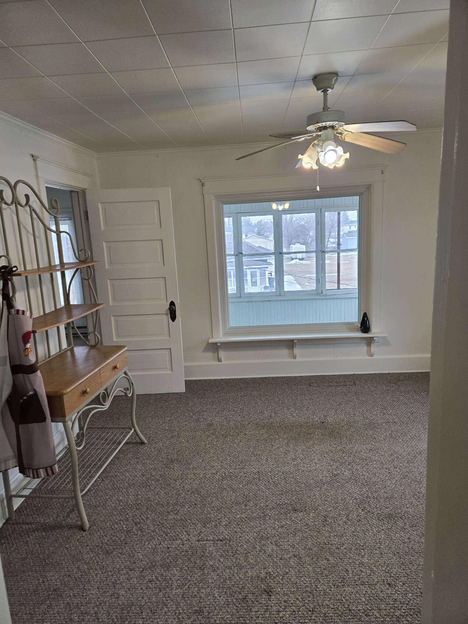 Building Photo - 414 W Council St