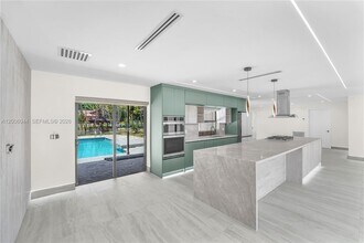 Building Photo - FOR SALE!  1,650,000