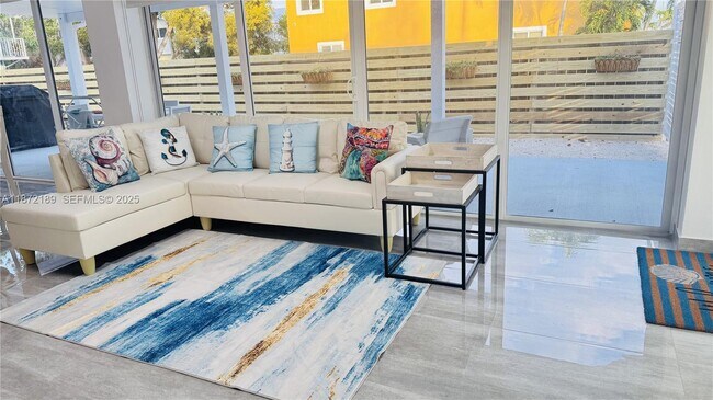 Building Photo - 60 SE Marlin Ave