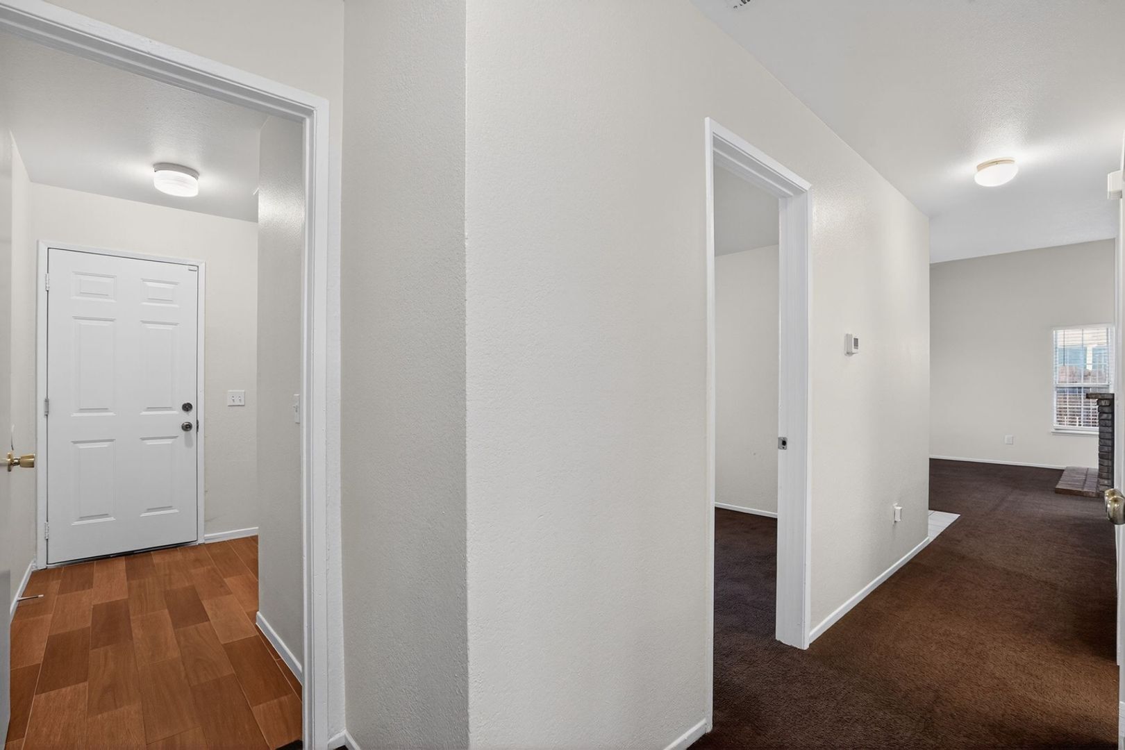 Building Photo - 705 Desert Calico Dr