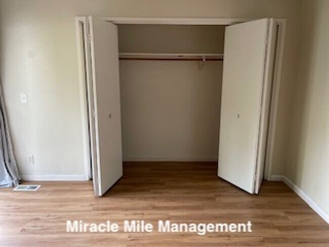 Building Photo - almonte