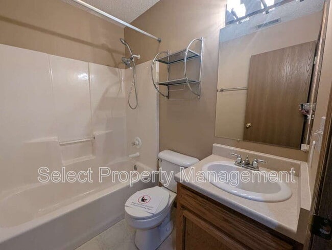 Building Photo - 6117 Arapaho Trail