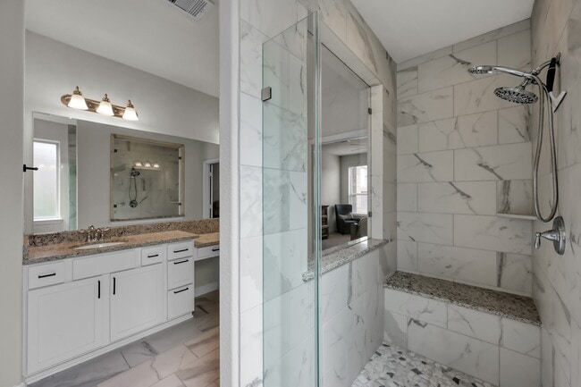 Building Photo - 241 Bright Blf Cir