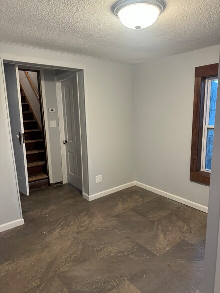 Building Photo - 2640 W 56th Ave