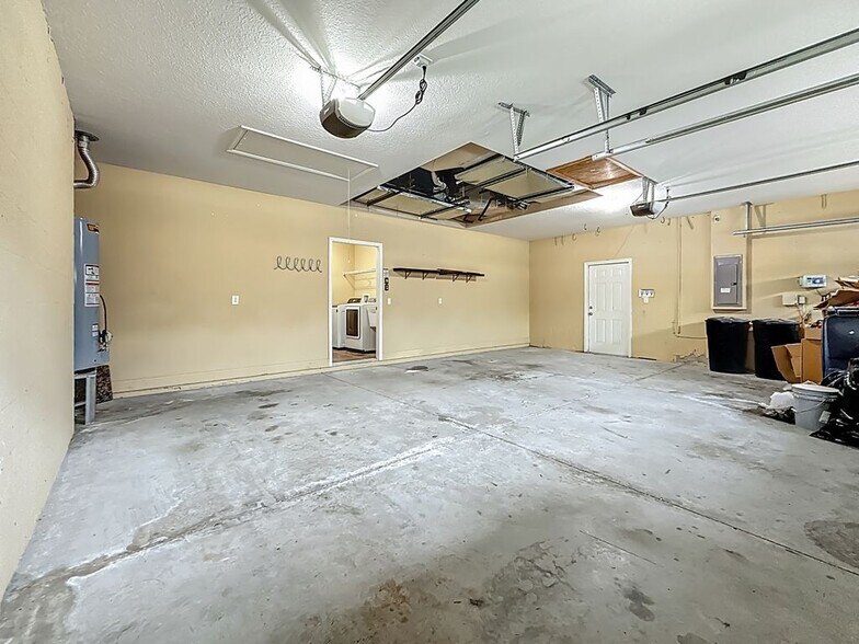 Building Photo - 20626 Longleaf Pine Ave