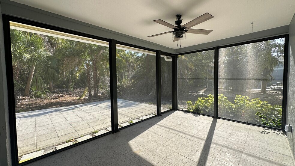 Building Photo - 1672 Atlanta Plaza Dr