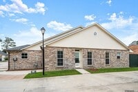 Building Photo - 306 St Thomas Ln