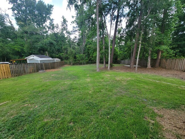 Building Photo - Holiday Park - Columbia County