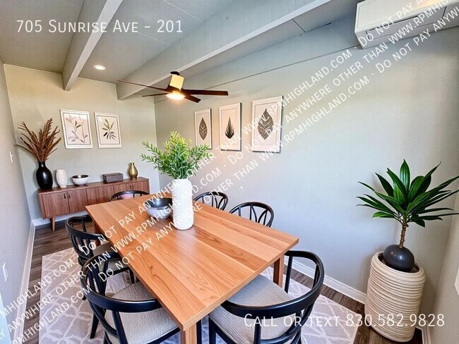Building Photo - 705 Sunrise Ave
