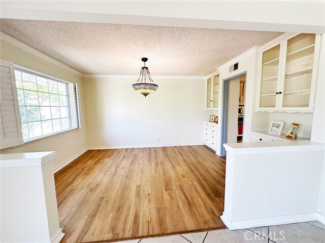 Building Photo - 1149 S Rimsdale Dr