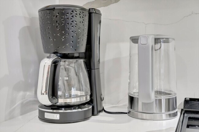 Building Photo - 7724 Simon Ridge Ct