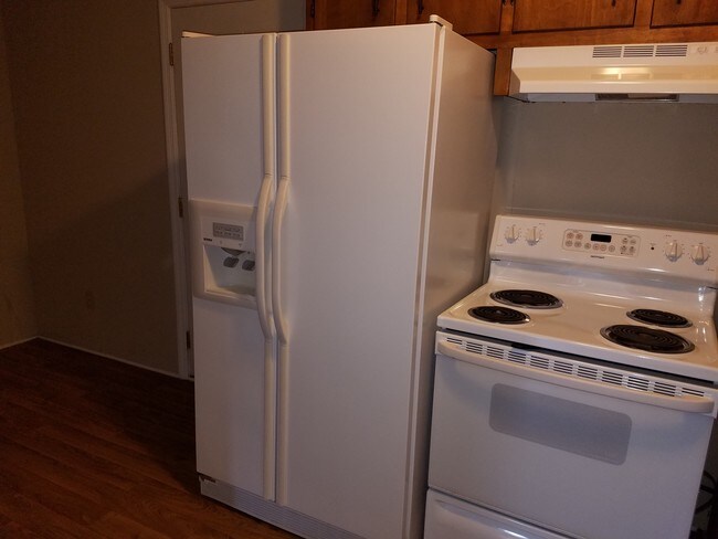 Building Photo - 3624 Yarbrough Ave