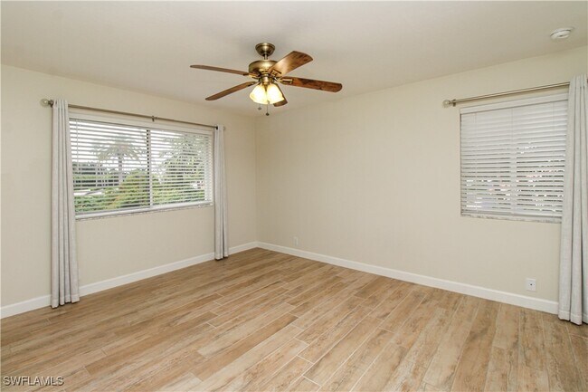 Building Photo - 7794 Esmeralda Way