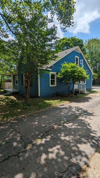 Building Photo - 1809 Middle Tennessee Blvd