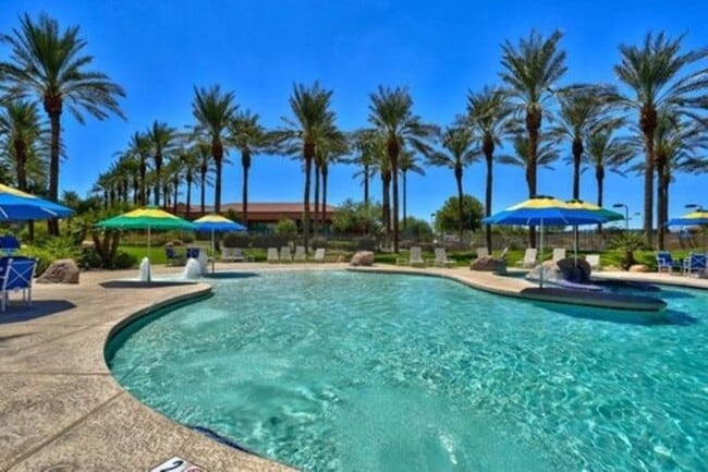 Building Photo - 20530 N Saratoga Way