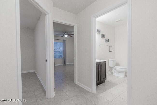 Building Photo - 2143 Chandlers Walk Ln