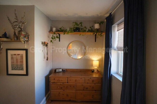 Building Photo - 928 Hoffman St