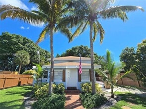 Building Photo - 56 SE 3rd Ave