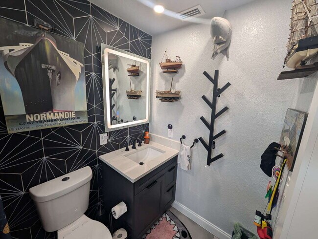 Building Photo - Coastal Elegance Awaits: Stunning 3-Bed, 3-Bath Retreat in Cocoa Beach