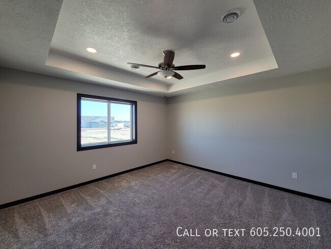 Building Photo - Brand New 3 Bd 2 Bath Townhouse with 3-sta...