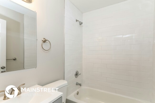 Building Photo - 109 Woodhaven Dr