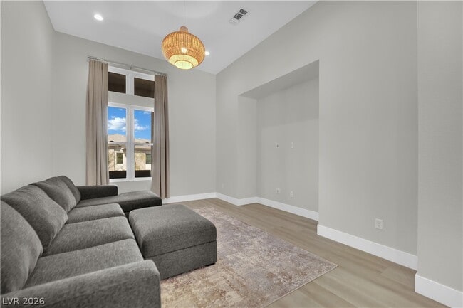 Building Photo - 10973 Horizon Ledge Ave