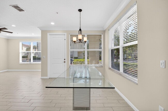 Building Photo - 4920 NW 15th Ave