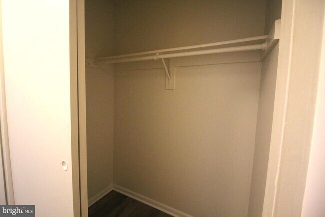 Building Photo - 5322 Ravens Crest Dr