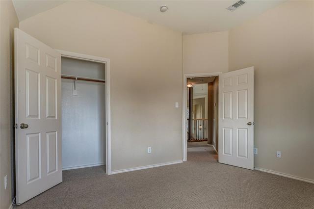 Building Photo - 5620 Sky Ridge Dr