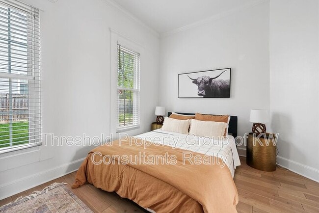 Building Photo - 61 E 7th Ave