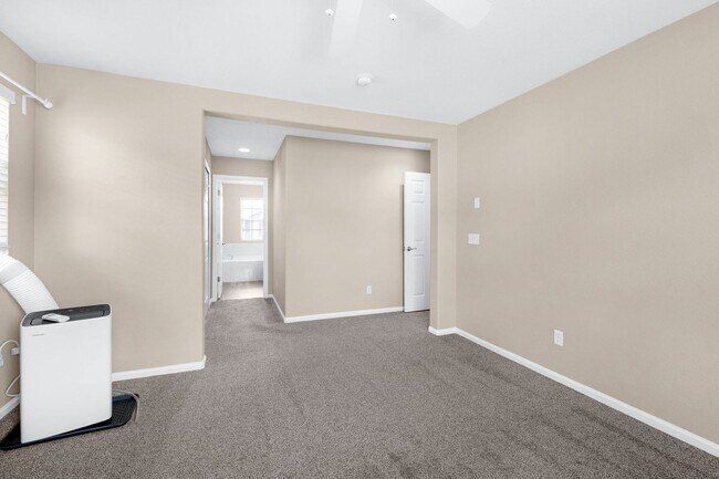 Building Photo - 17624 Quarry Way
