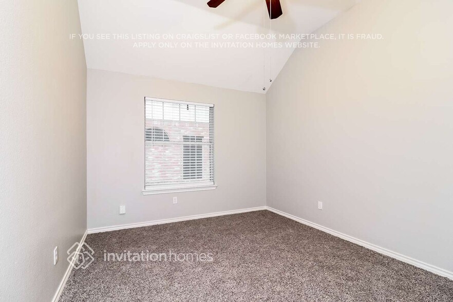 Building Photo - 1617 Churchill Ln