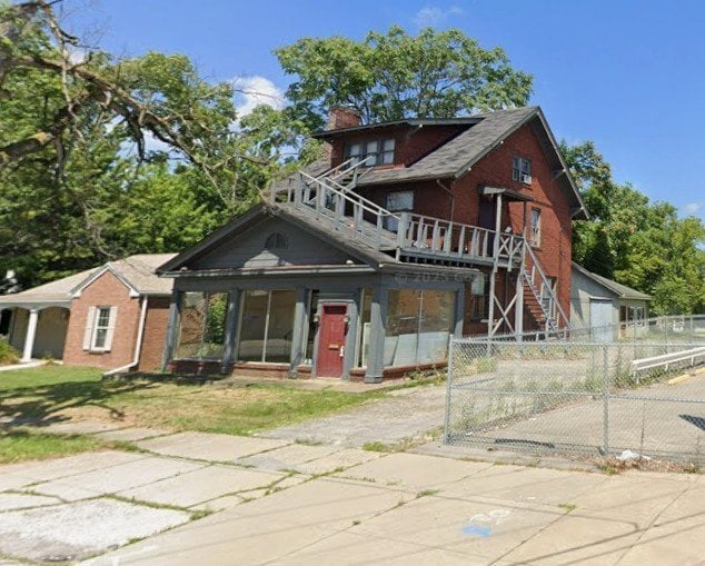 Building Photo - 145 E Wallace Ave