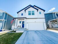 Building Photo - 549 N Orchard Dr