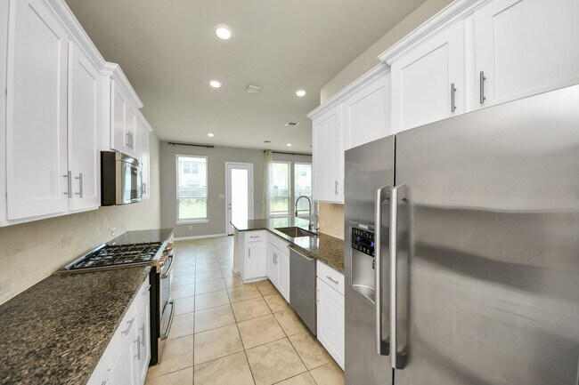 Building Photo - 1715 Ryon Falls Dr