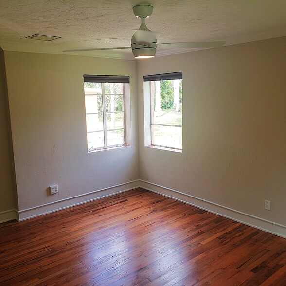 Back BR windows - 1443 Sandra Dr